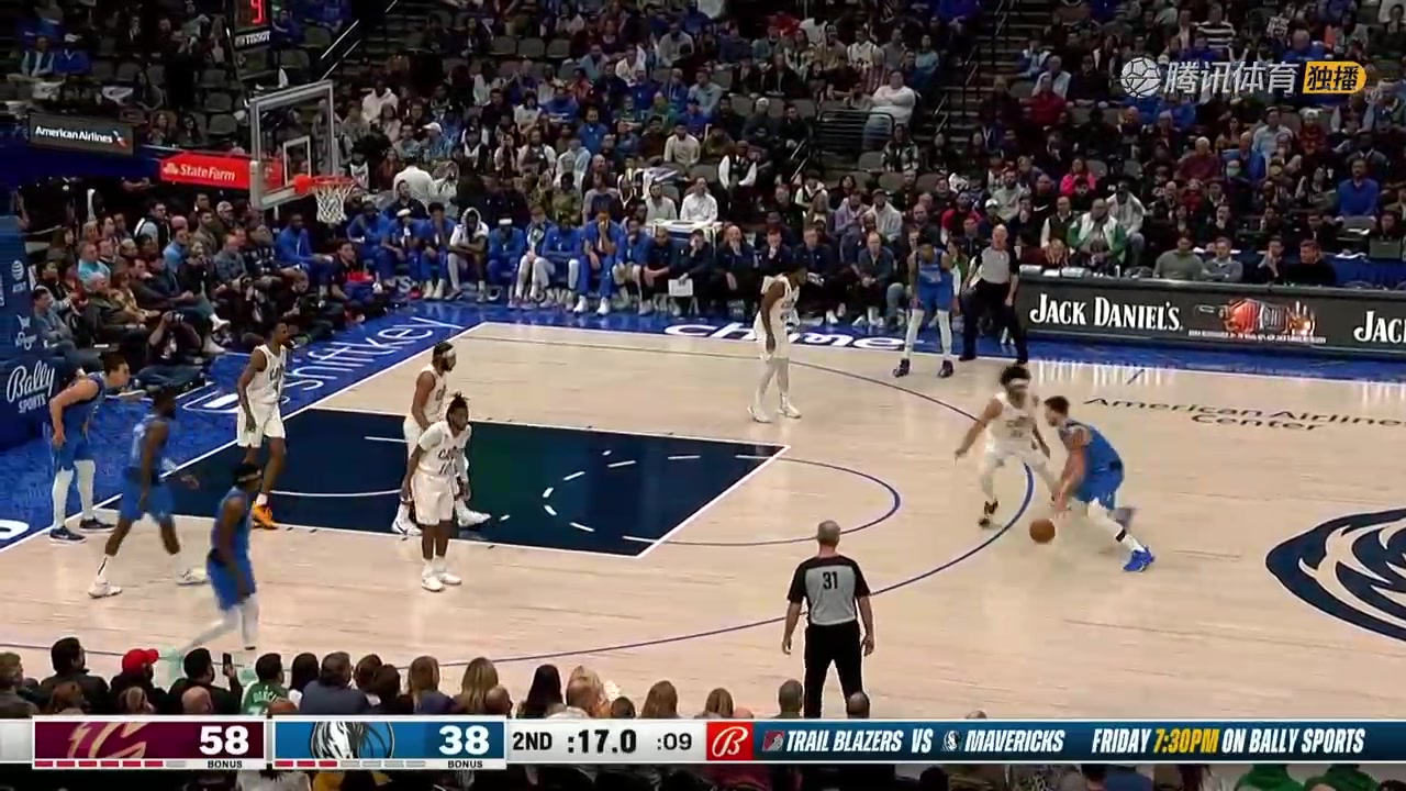 魔術(shù)師附體！東契奇神仙不看人背傳 畢竟周最佳助攻TOP10！